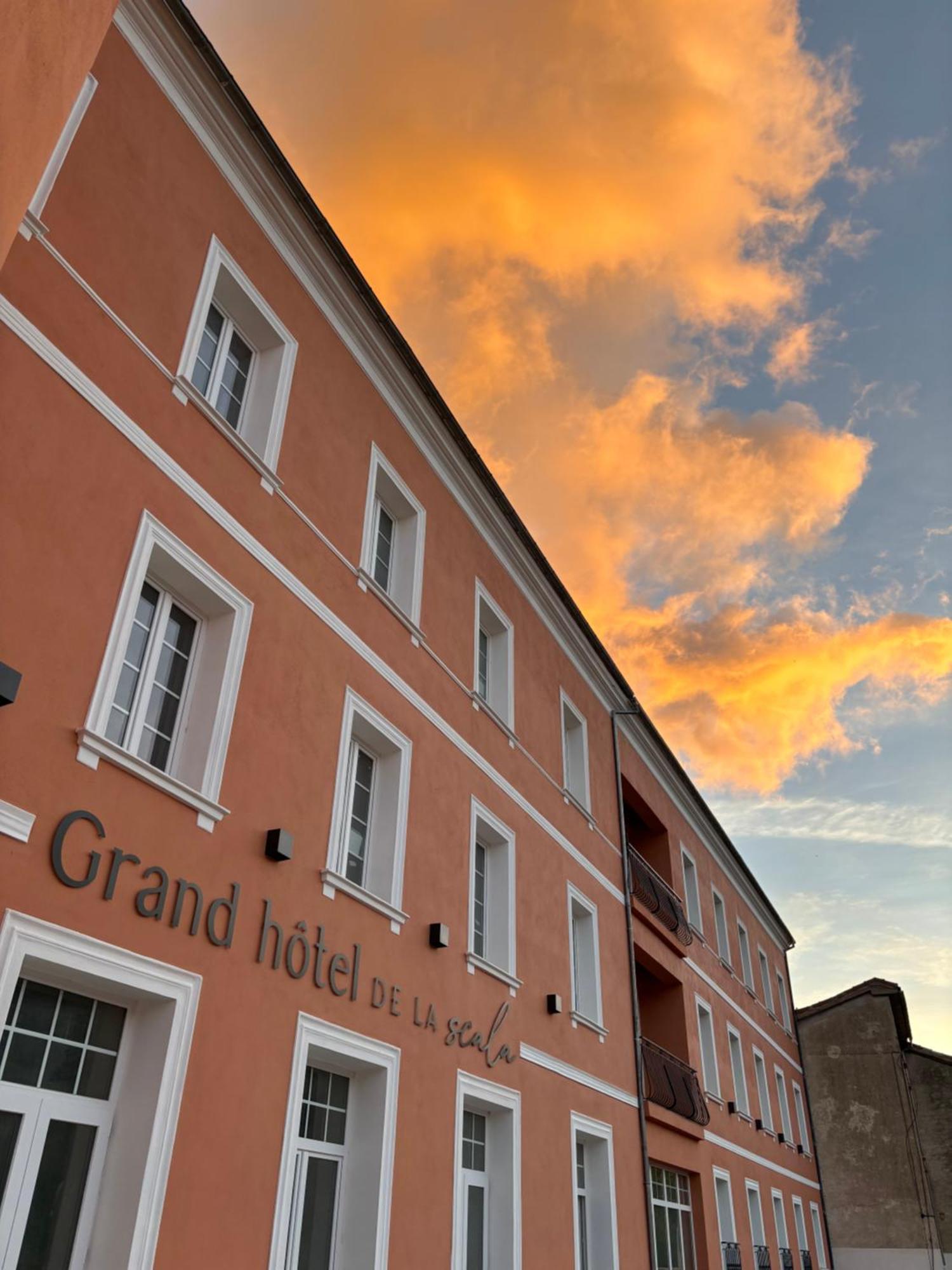 Grand Hotel De La Scala Calacuccia Zewnętrze zdjęcie
